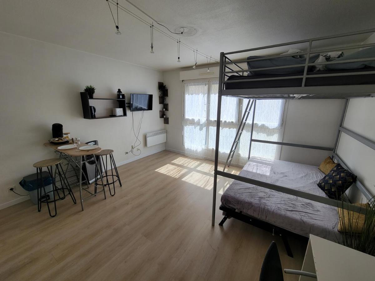 Appartement Climatisé avec terrasse Gare St Charles Marsiglia Esterno foto