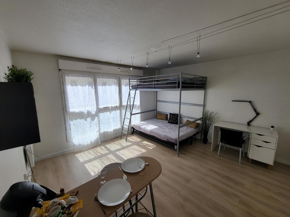 Appartement Climatisé avec terrasse Gare St Charles Marsiglia Esterno foto