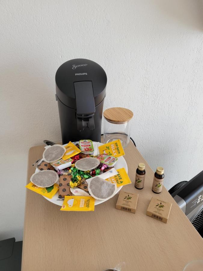 Appartement Climatisé avec terrasse Gare St Charles Marsiglia Esterno foto